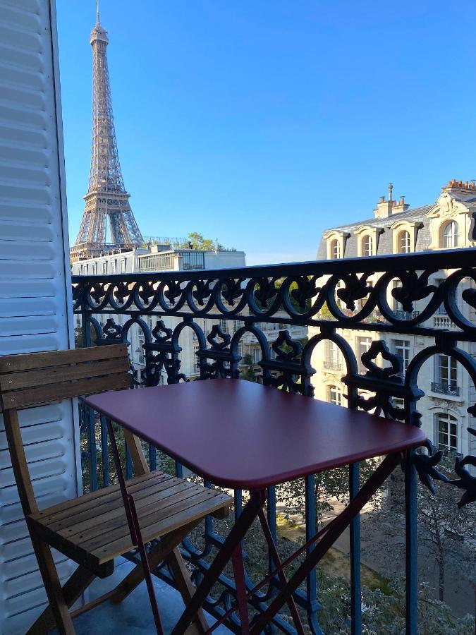 Outstanding 2 Bedrooms With A Terrific Eiffel Tower View Париж Екстер'єр фото